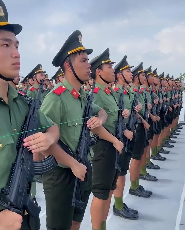 越南与中国杠上了？中国前脚定下9月3阅兵，越南后脚就定9月2！