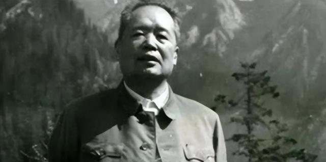 潜伏最久的地下党	，至死未暴露，97年中央领导证明：他是秘密党员