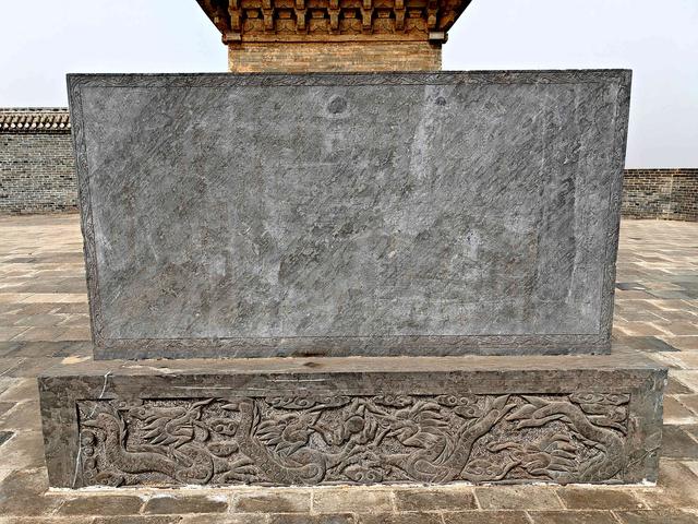 坡上孤塔——万荣八龙寺塔