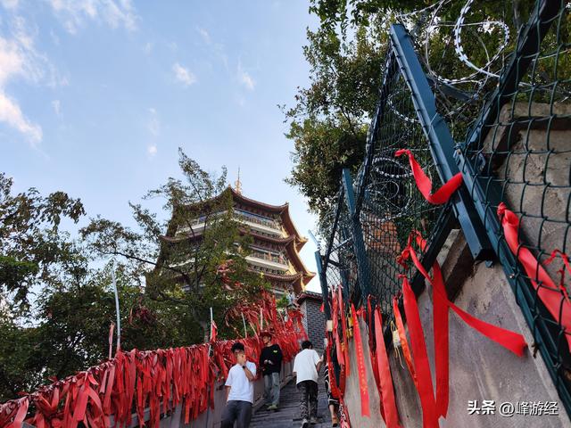贵阳东山寺遗址，寻栖霞胜境，遇见最美日落