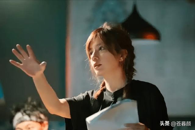 封杀4年后，49岁赵薇又有消息，因胃癌去世传闻5个月前就真相大白