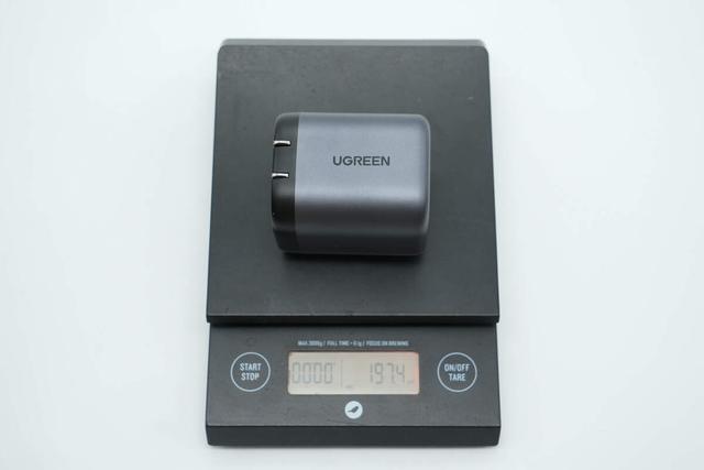 即拉即充，出门大减负，绿联65W 2C1A拉拉线氮化镓充电器拆解