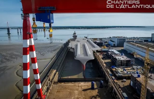 法国新航母能造！但战力别指望，三大硬伤让它成“面子工程”