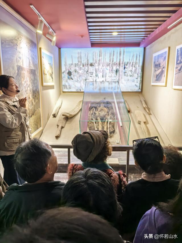 2025环南疆沙漠铁路背包自由行日记(1)——从乌鲁木齐到若羌