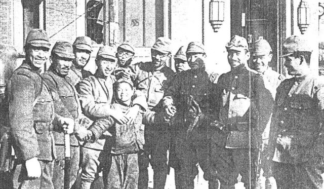《南京照相馆》为何能在暑期档突围