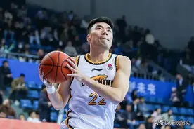 大鹏同风九万里，辽宁队李晓旭，二哥目标三连“魔兽”疯狂依旧图片