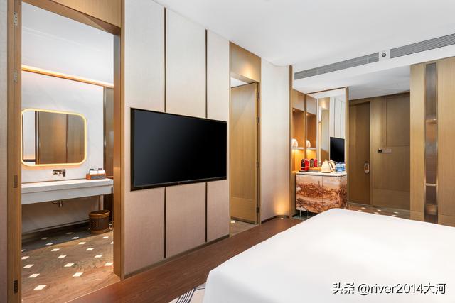 入住无锡清名桥英迪格，坐拥枕水江南