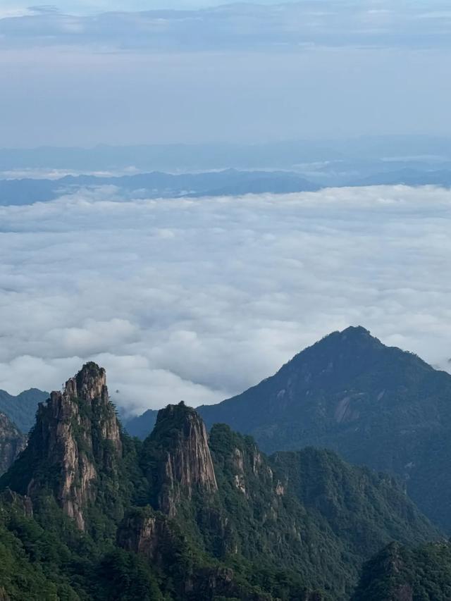 徒步三山五岳：安徽黄山！