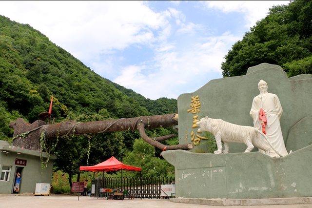 秦岭腹地“避暑天花板”！宝鸡的这座“慢城”清凉又治愈