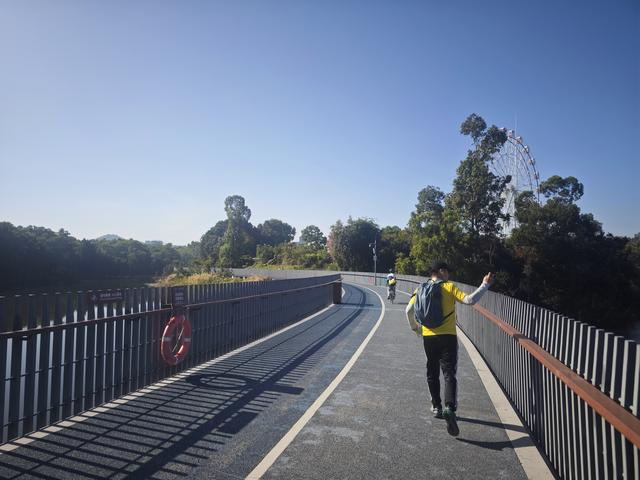 龙华新“骑”点，奔向2026骑行随拍1129