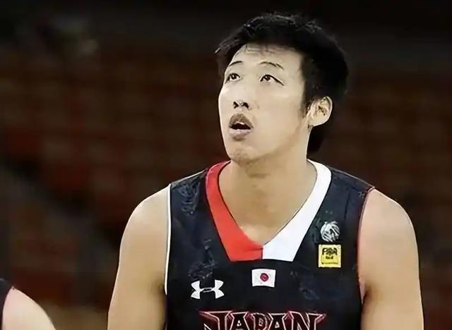 滚出去！中国不是“捡破烂”的：日本混不下去，就想回中方捞金？