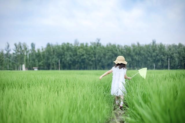 87年，去同学家玩，他姐姐把我拉进房间，教我玩“俄罗斯方块”
