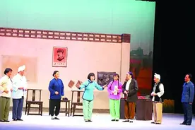 《梁秋燕》与梁梅叶的半世情缘图片