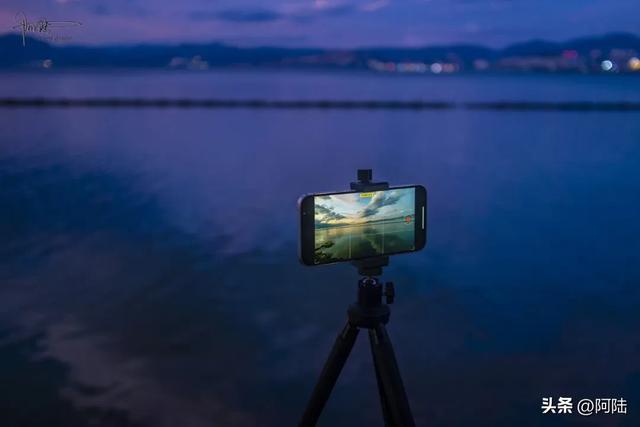 秋风渐起天气转凉，没事千万别来洱海边瞎逛，因为会被美哭的