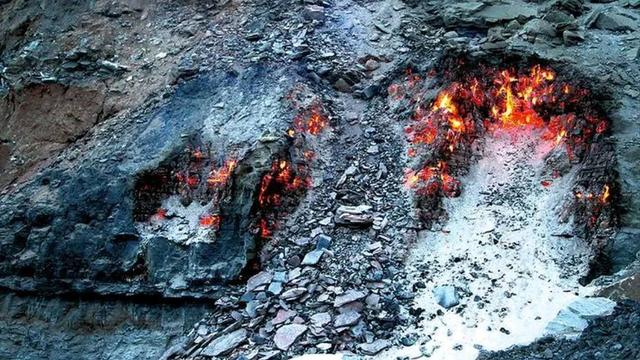 贺兰山煤矿自燃300多年，距黄河只有55公里，为何不用水浇灭