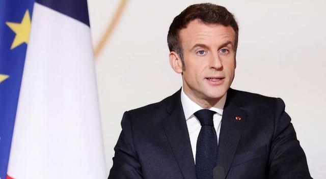 马克龙总统凑钱硬吃竹子，熊猫每年租金2000万！