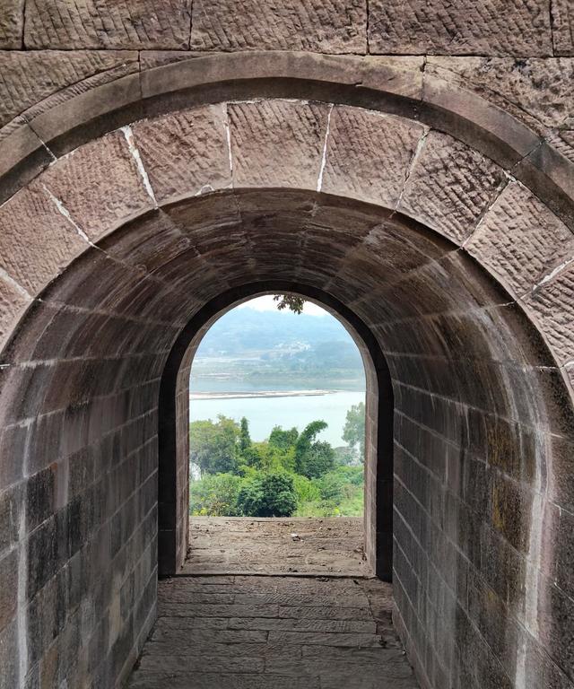 我是北京人，在四川泸州逛了几天，憋不住想讲讲这趟行程的感受。