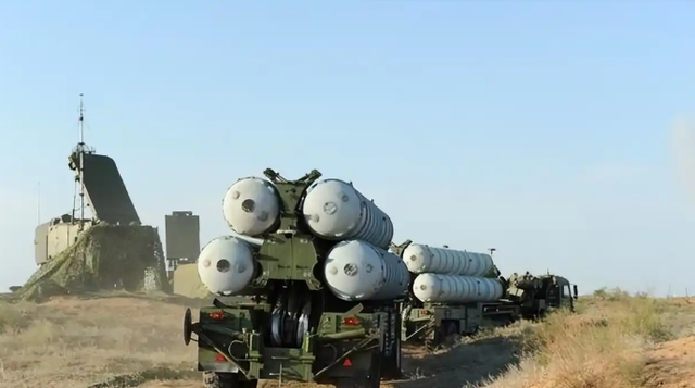 俄军能源打击加码，乌克兰全境被炸，克里姆林宫或成袭击目标