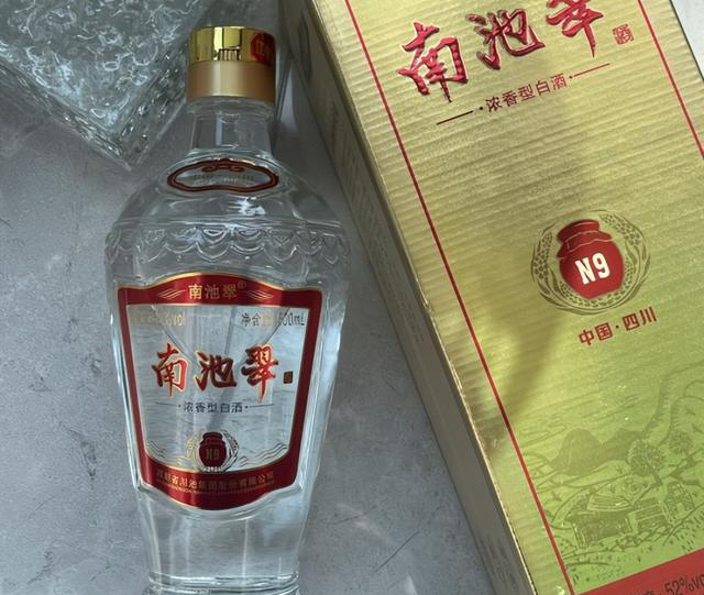 白酒能放多久？放20年还能喝？提醒大家：有3种酒时间越久越值钱