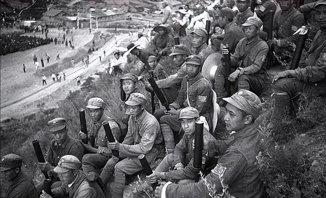 1992年，陈赓遗孀傅涯坚持要去台湾，刚落地十几辆汽车让她傻了眼