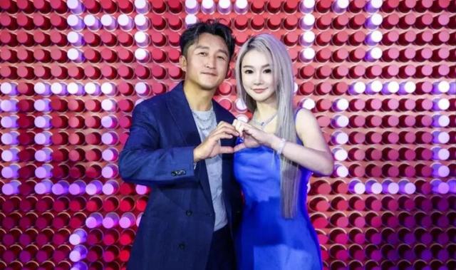 邹市明后悔也来不及，本以为娶个高材生，没想到却把2亿家产败光