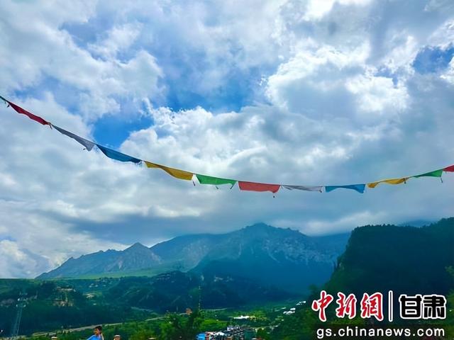 马蹄踏响升级曲：张掖生态文化旅游区冲刺国家5A级景区