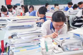 高三冲刺期该单休还是双休？广东一地教育局回应，网友热议图片