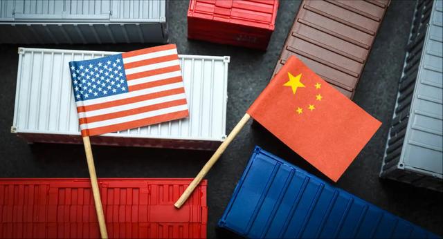 为了尽快访华，特朗普像变了个人，当着全世界向中国表示感谢