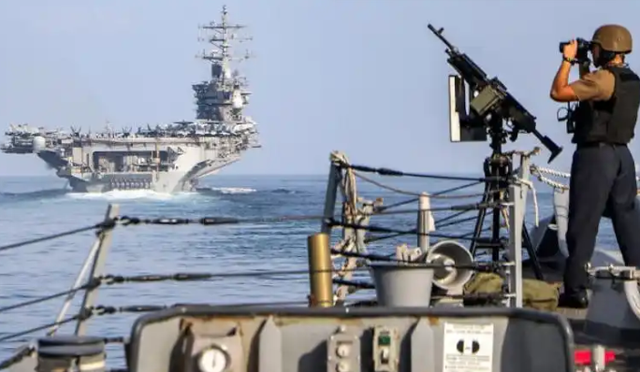 突然不“管”世界了？美国放弃全球霸权，狠心收缩死磕自家后院！