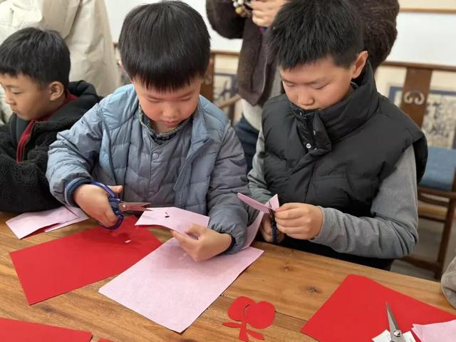 刚刚传来，颍东竟有这么多宝藏地？！今天，好多阜阳人都去了！直击现场......