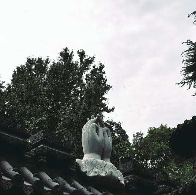 我是上海人，游南京雨花台逛纪念馆，听整点讲解懂烈士故事