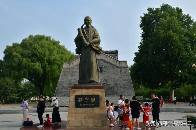 立秋之约：达活泉公园的诗意画卷（图）