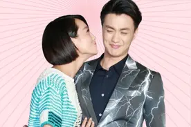 周一围朱丹公然在电梯内甜蜜亲吻，被摄像头全程360无死角记录！图片