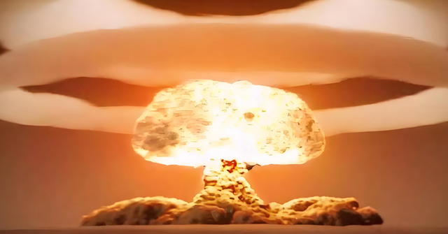 冷战核阴影重现？特朗普鼓捣核玩具，美国核设施老化风险逼近