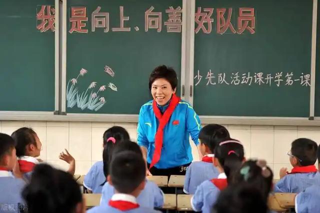 涉贪腐被带走、败光20亿、移民改国籍	，邓亚萍身上的谣言太离谱