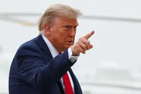 战机航母已就位，特朗普给伊朗下最后通牒，下一步就是斩草除根图片