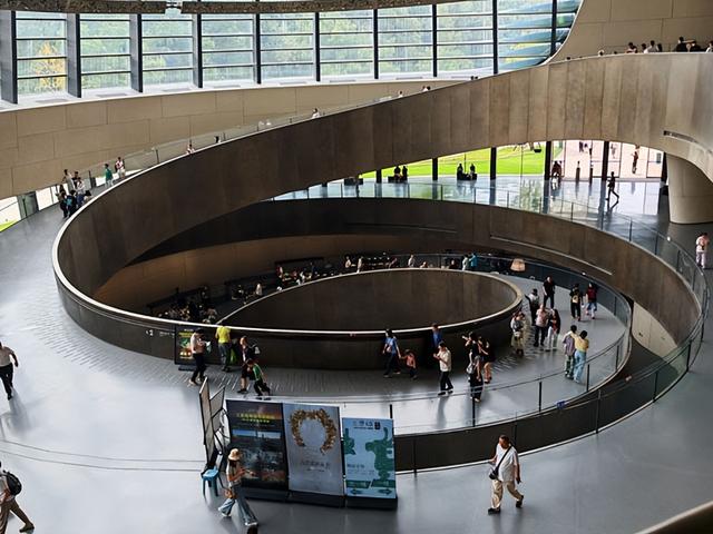 四川旅游：从熊猫基地到三星堆博物馆（图）