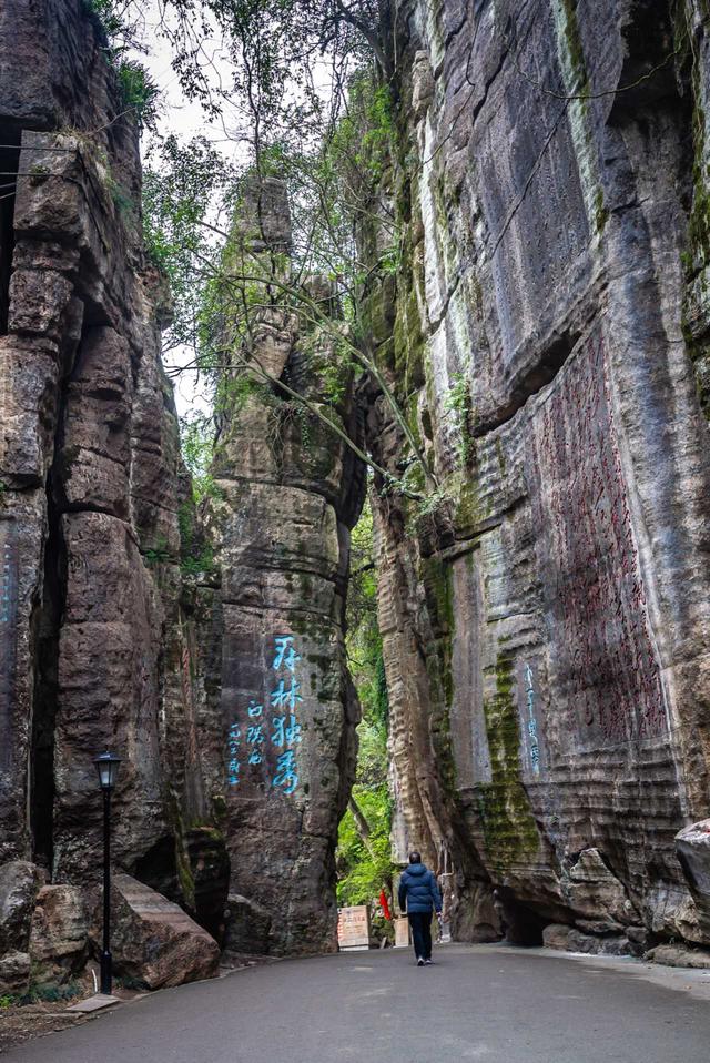 想玩点不一样，这个冬天，让我们去湘西过大年！