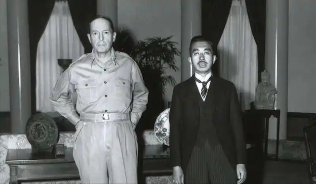 如今的中国已经如此强大了，为何日本却依然俯视中国和仰视西方？