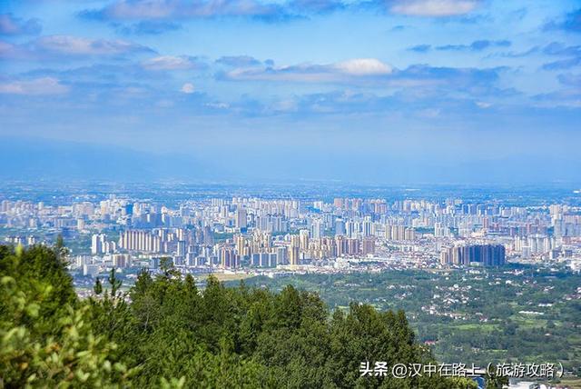 登高望远赏秋收