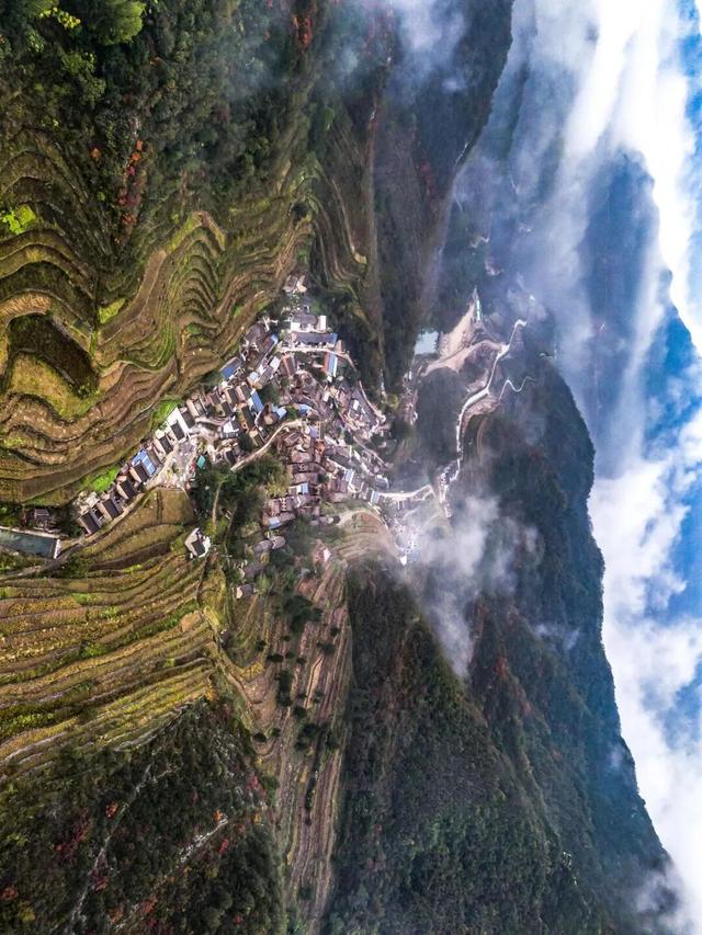 长城一号旅游公路：在秋日斑斓间，赴一场历史与自然的约会
