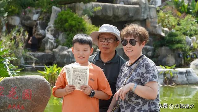建水迎来暑期旅游“热潮”