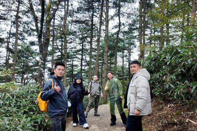 楚尚团建 | 挺进大别山悟初心,重走红军路聚力量