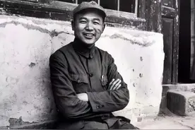 徐海东的孤军长征：第四支长征队伍，最早到达陕北，兵力不降反增图片