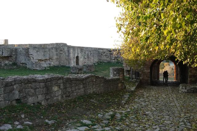 塞尔维亚，一座被轰炸过78天的城市的新生，贝尔格莱德一日游记