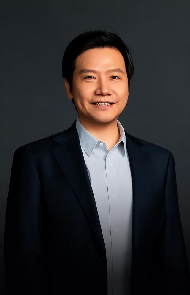 董明珠没想到，雷军受邀观礼阅兵半月多，竟再次令所有人刮目相看