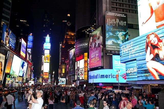 社会精英把子女和存款放在美国，是中国一个巨大的风险！