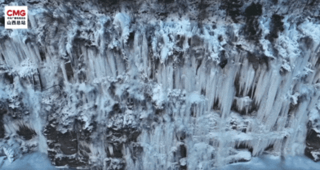 山西“冰瀑”又上热搜！16万人蹲守的冬日奇观真的“太绝了”～