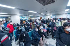 全球最大的医院竟然在中国，每天接诊4万人，日营收6000万图片