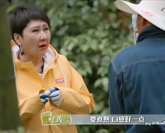 万万没想到，口无遮拦的张凯丽，因阅兵上的一句话，实现口碑逆转